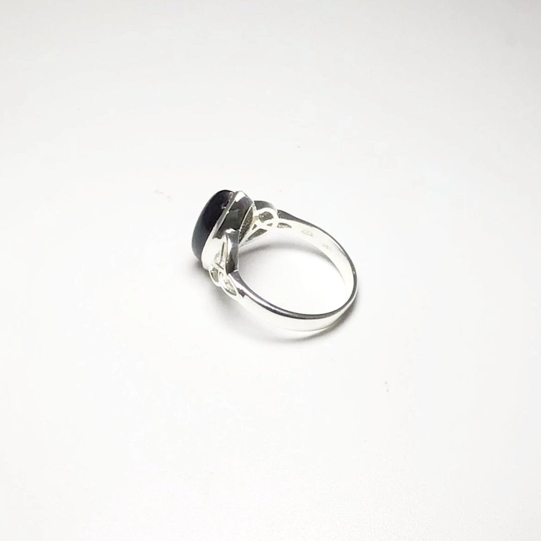 Black Onyx Ring - Rocks and Gems Canada