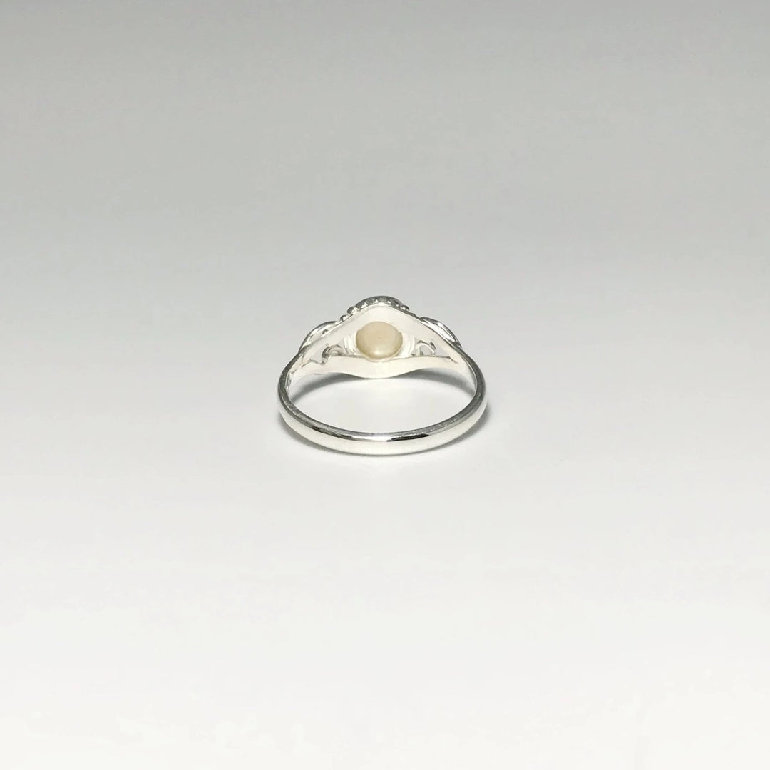 Freshwater Pearl Ring - Rocks and Gems Canada
