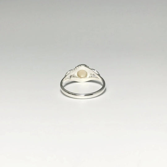 Freshwater Pearl Ring - Rocks and Gems Canada