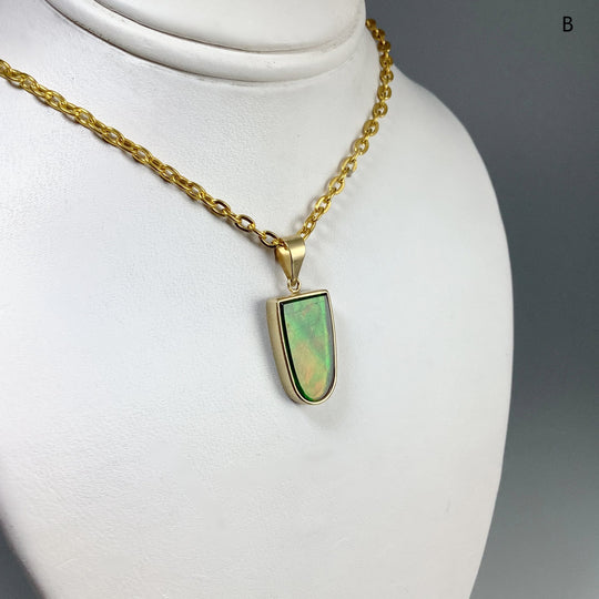Alberta Ammolite 14K Gold Pendant - Rocks and Gems Canada