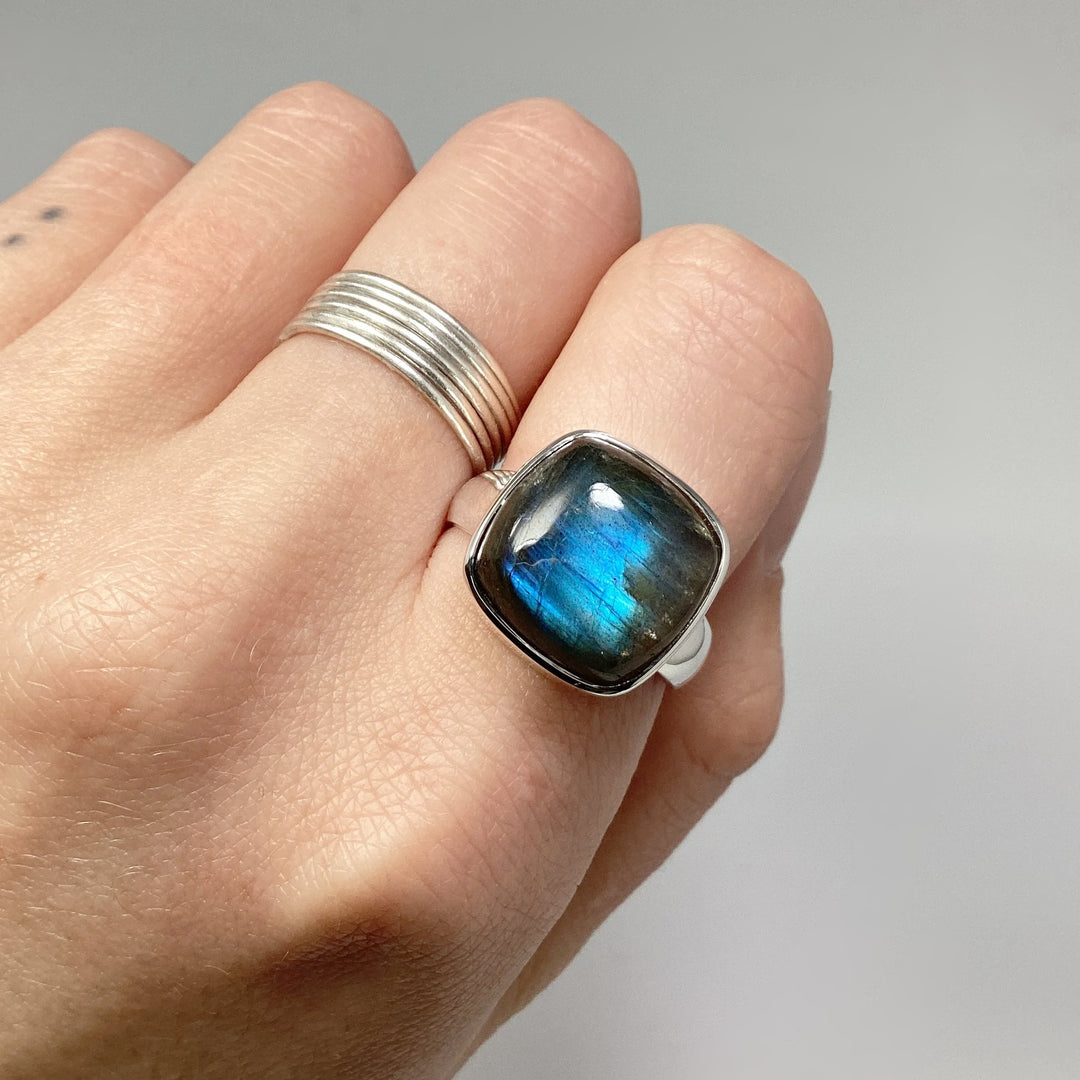 Labradorite Ring - Rocks and Gems Canada