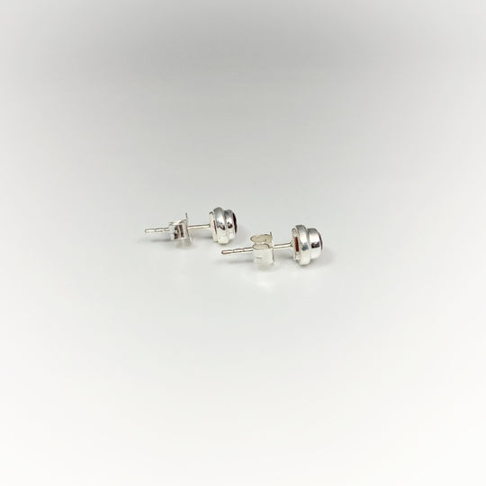 Garnet Stud Earrings - Rocks and Gems Canada