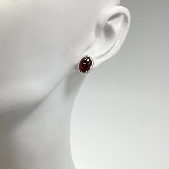 Garnet Stud Earrings - Rocks and Gems Canada
