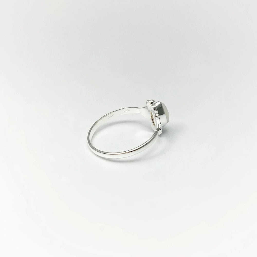 Freshwater Pearl Ring - Rocks and Gems Canada