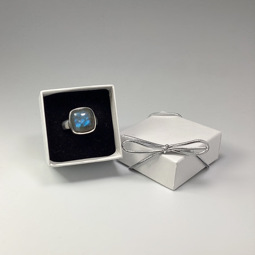 Labradorite Ring - Rocks and Gems Canada
