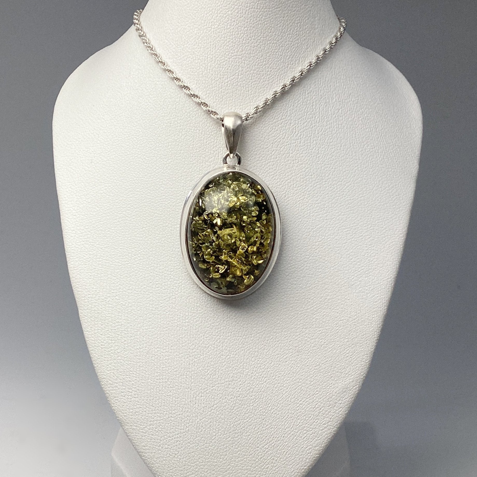 Gold amber necklace deals