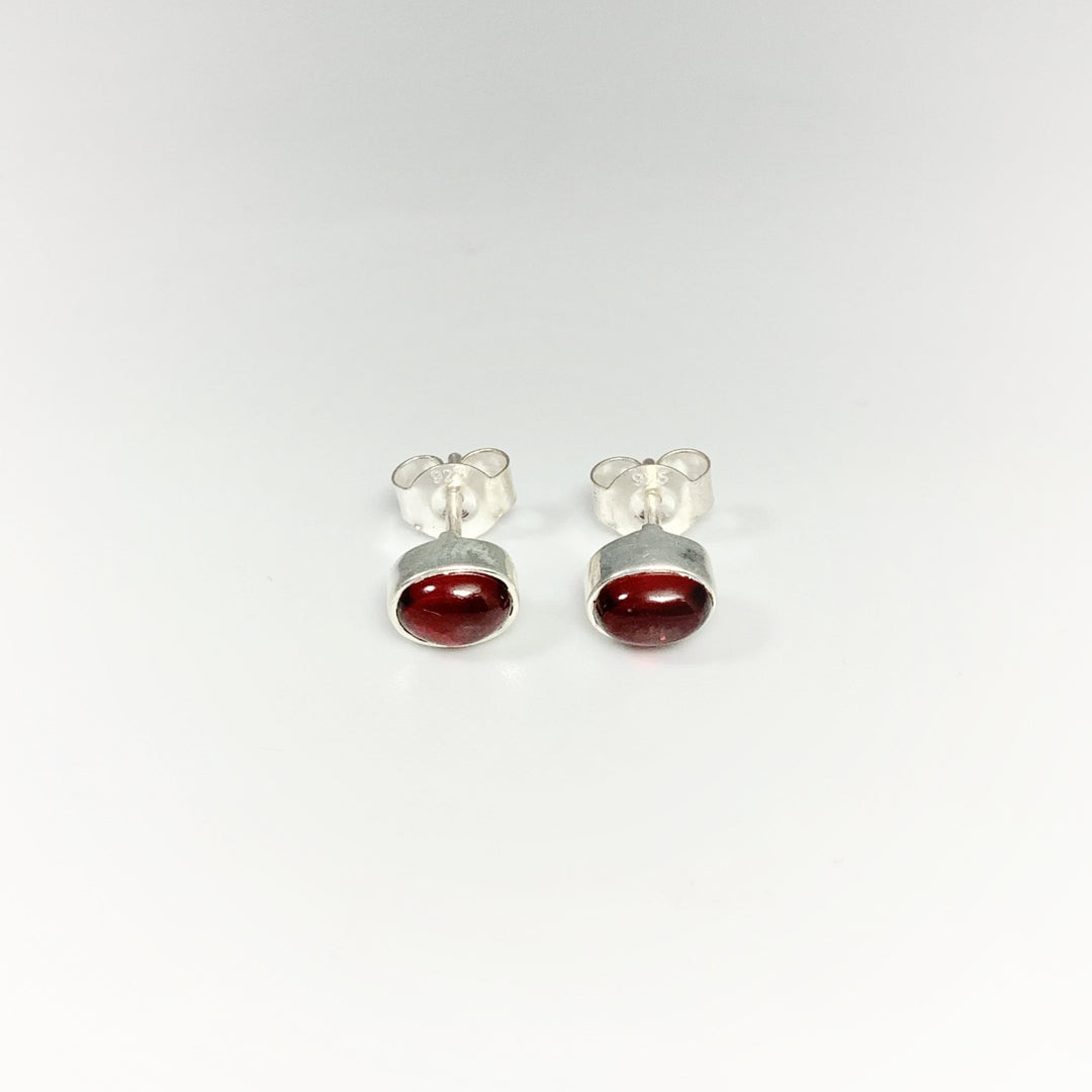 Garnet Stud Earrings - Rocks and Gems Canada
