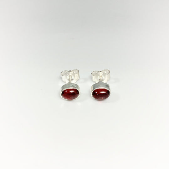 Garnet Stud Earrings - Rocks and Gems Canada