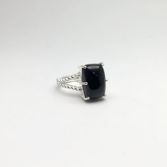 Black Onyx Ring - Rocks and Gems Canada