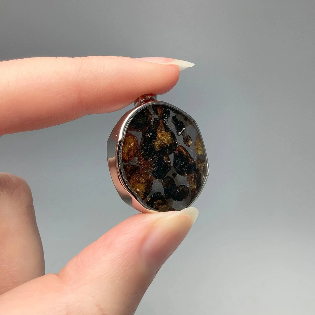 Sericho Meteorite Faceted Pendant - Rocks and Gems Canada