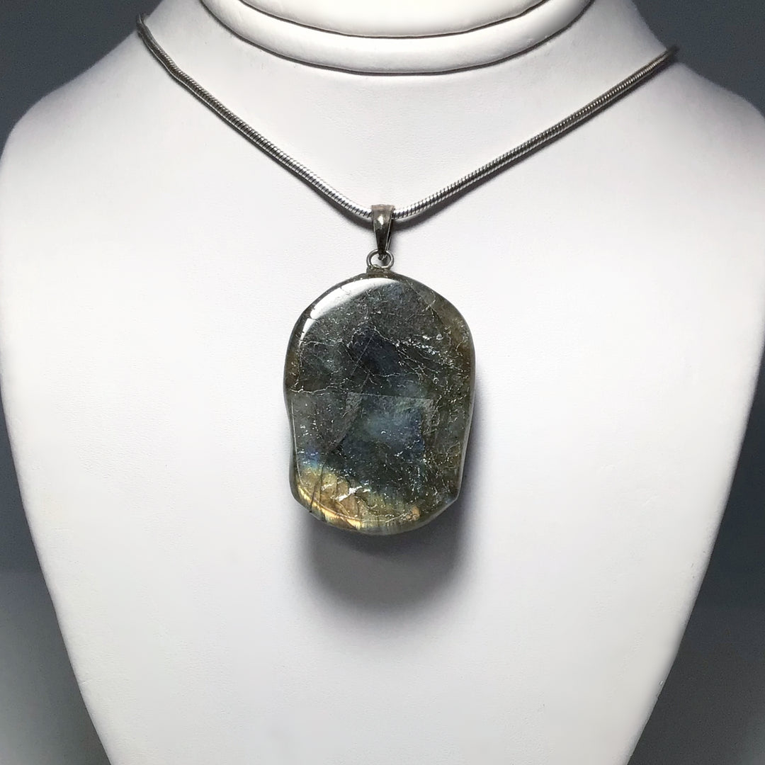 Labradorite Buddha Head Pendant - Rocks and Gems Canada
