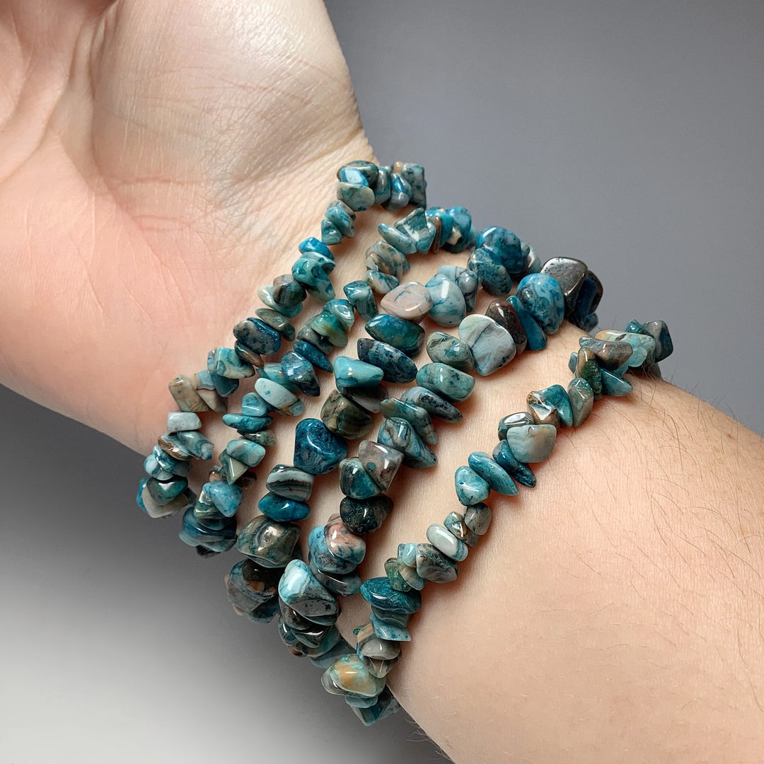 Blue Crazy Lace Agate Chip Beaded Bracelet - Rocks and Gems Canada