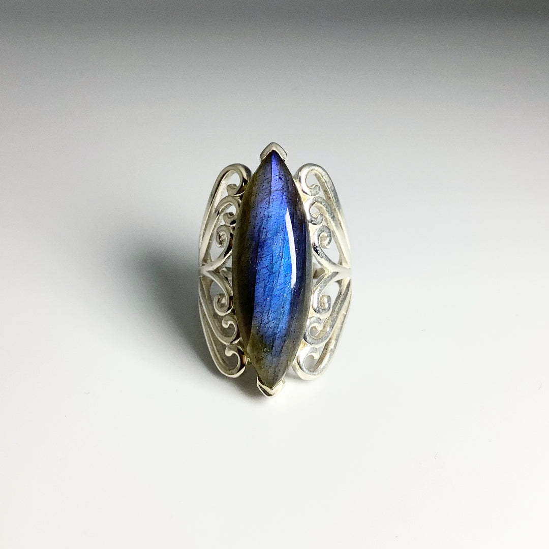 Labradorite Ring - Rocks and Gems Canada