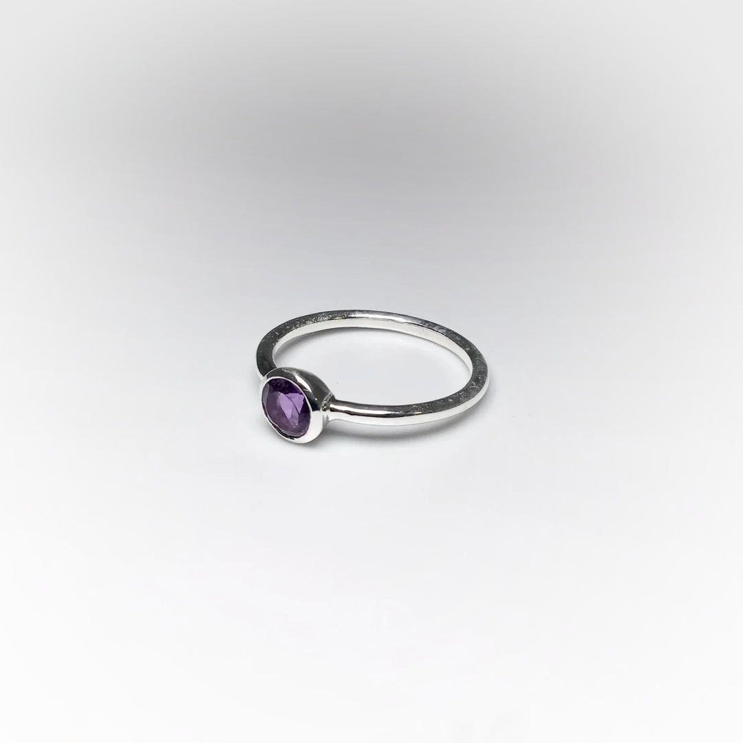 Amethyst Ring - Rocks and Gems Canada