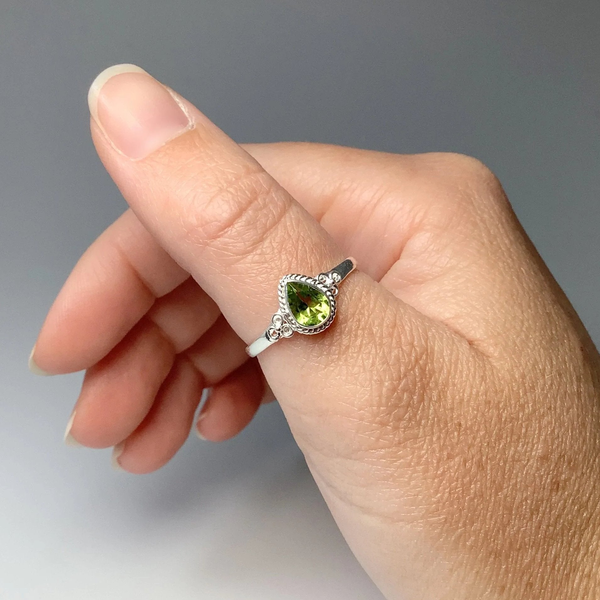 Peridot Ring - Rocks and Gems Canada