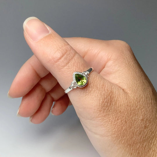 Peridot Ring - Rocks and Gems Canada