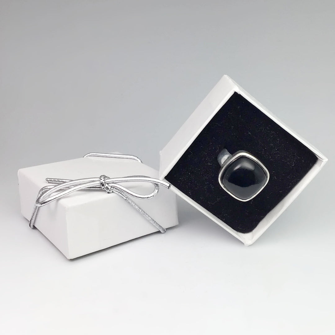Black Onyx Ring - Rocks and Gems Canada