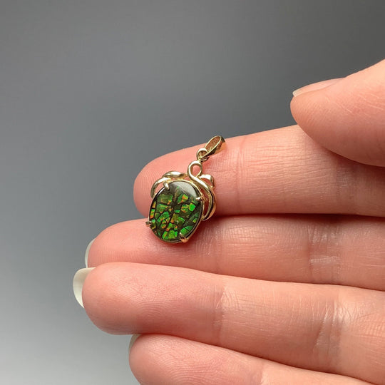 Alberta Ammolite 14K Gold Pendant - Rocks and Gems Canada