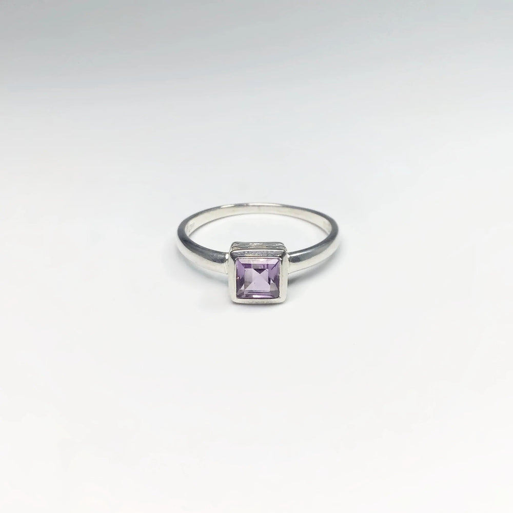 Amethyst Ring - Rocks and Gems Canada