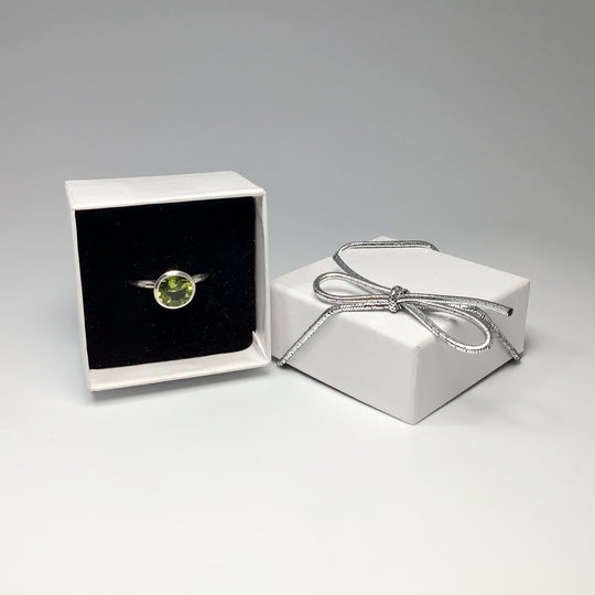 Peridot Ring - Rocks and Gems Canada